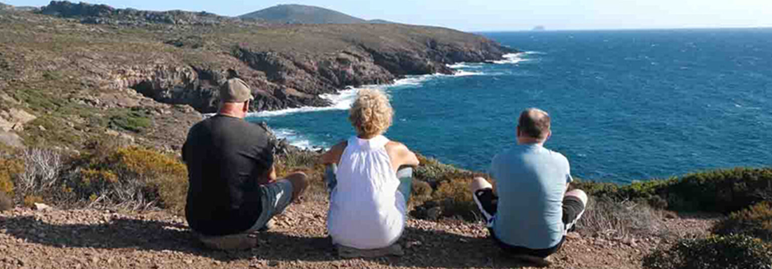 mannen retraite sardinie