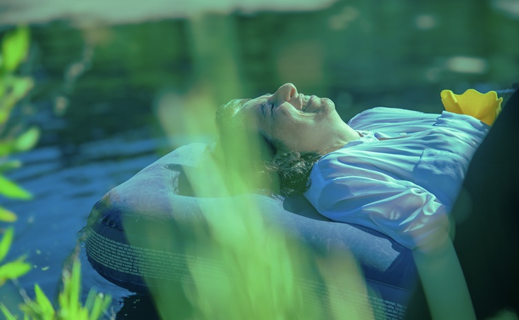 Mantelzorger, hulpverlener of gewoon altijd aan het zorgen? Doe een bodymind retreat op Sardinie.